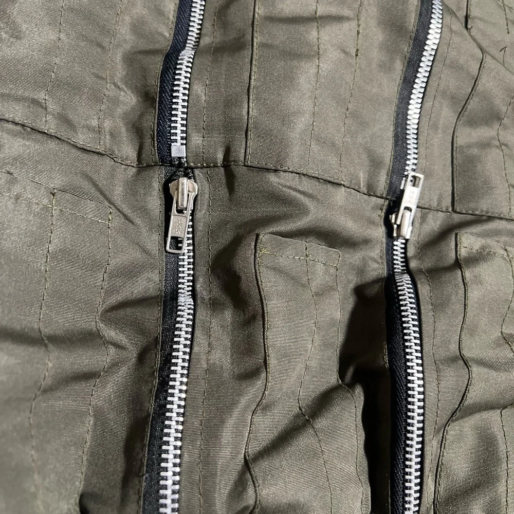 Bomber Jacket - Picture 4 of 9